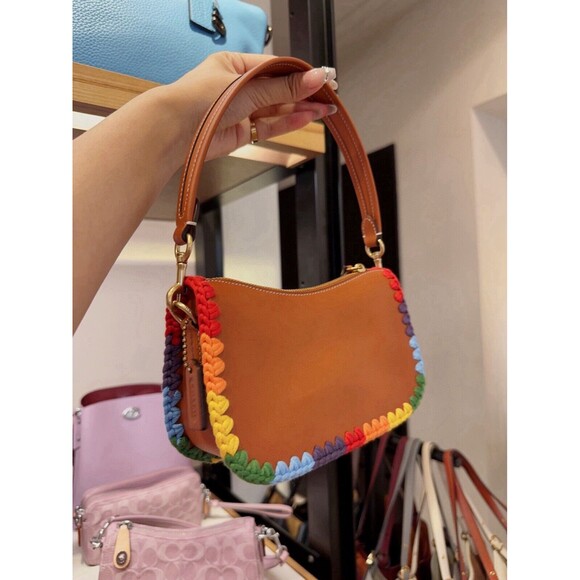 Coach Swinger Bag 20 With Rainbow Crochet Yarn Leather Handle Strap Zip Top NWT - Picture 11 of 11